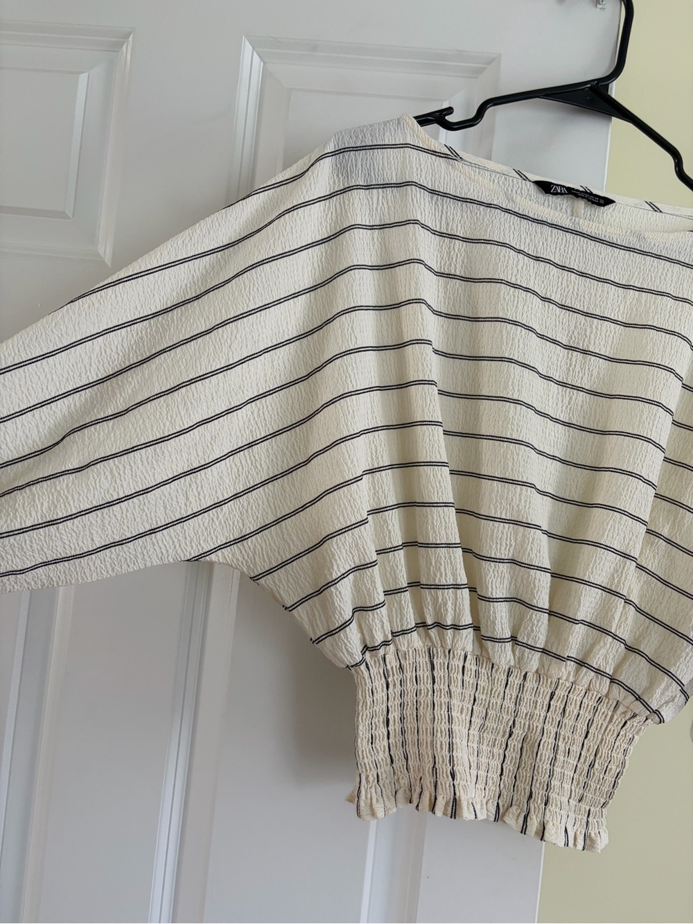 Zara Blouse - Picture 2 of 4